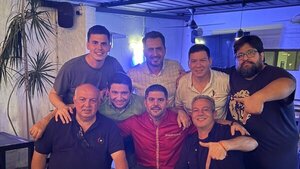 Foto en un bar con Nenecho desata controversia en la disidencia