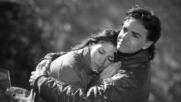 Eugenio Derbez celebra 20 años de amor con Alessandra Rosaldo