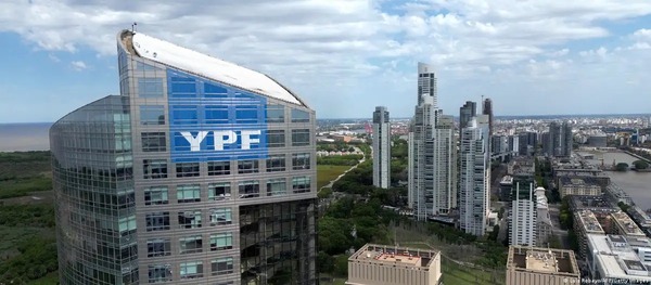 Argentina evita pagar 16.100 millones de dólares por YPF - ADN Digital