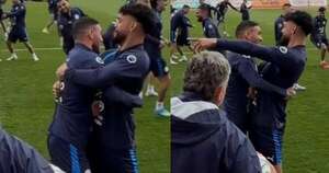 La Nación / Viral: el “romántico” momento entre Tony Sanabria y Omar Alderete