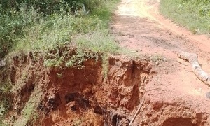 Vecinos de Potrerito denuncian abandono vial y exigen respuesta de autoridades - OviedoPress