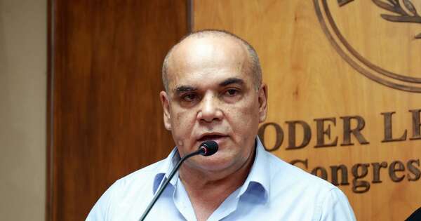 Diario HOY | Bachi Núñez anunció que no aceptará permiso de Chaqueñito: renuncia o pérdida de investidura