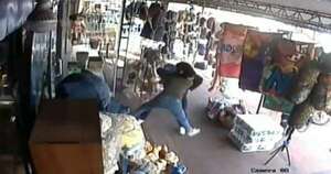 La Nación / San Lorenzo: mujer se enfrentó a delincuente armado y este terminó huyendo