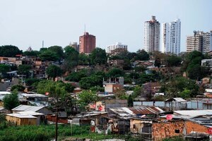 La pobreza baja al 16% y cae por primera vez por debajo del millón de personas, según INE - 5Días