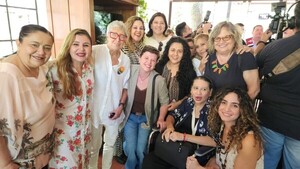 Teresa Parodi en San Bernardino: Un encuentro marcado por la emoción y el reconocimiento