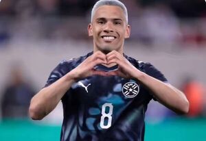 Popular / Diego Gómez: "Es un regalo especial para mí, el gol en mi cumpleaños"