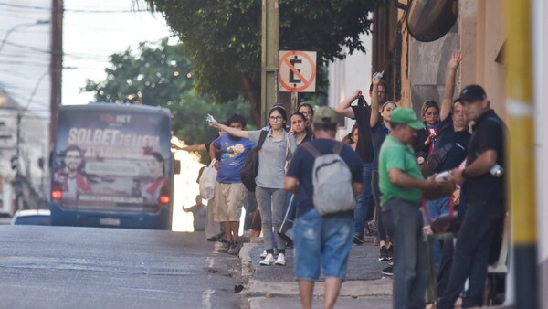 Gobierno adelanta sanciones a empresas que no hagan circular sus buses este sábado