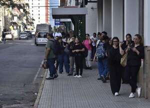 Paro de buses: VMT advierte que transporte es “imprescindible” y amenaza con sanciones - Economía - ABC Color