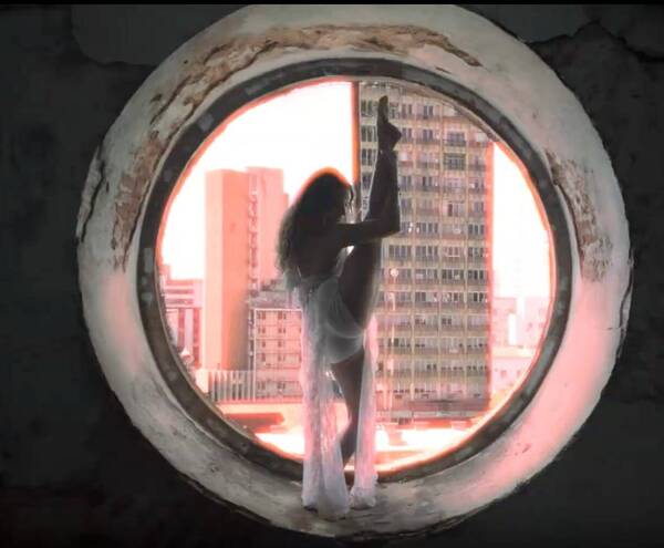 De lo sagrado al ¡escándalo!: Video en iglesia armó guyryry