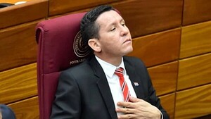 Chaqueñito no renuncia, solicita permiso y usa a Erico de ejemplo
