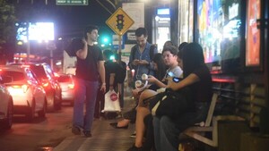 Micreros dicen que se quedaron sin combustible