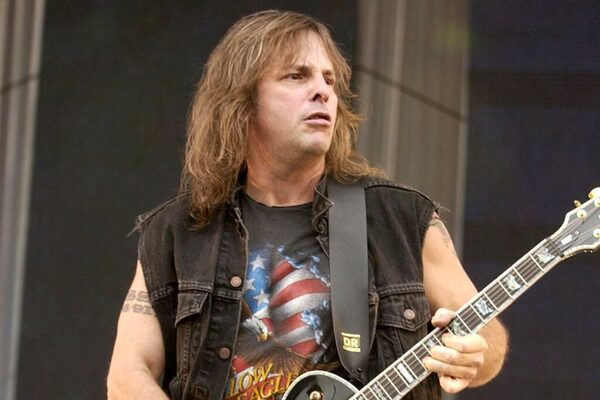 Falleció Ross The Boss, miembro fundador y guitarrista de Manowar