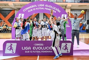 Olimpia campeón de la Conmebol Liga Evolución Futsal Femenina Sub 12