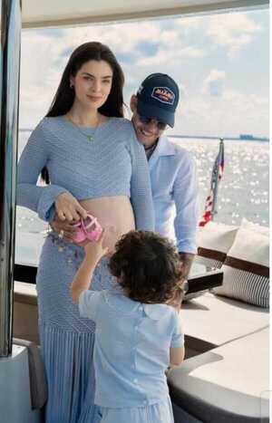 Popular / ¡Nadia Ferreira y Marc Anthony esperan la nena!