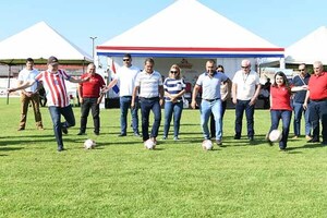 Se puso en marcha la fiesta del fútbol infantil con el torneo Esperanzas de Alto Paraná, organizado por Itaipú | DIARIO PRIMERA PLANA