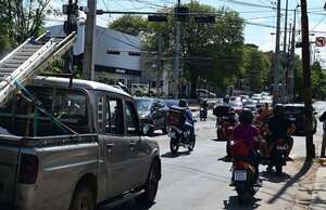 General Santos y Artigas: denuncian caos vehicular, antes del inicio de obras de desagüe - Nacionales - ABC Color