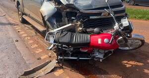 La Nación / Minga Guazú: fuerte embestida de camioneta contra una moto y muere una mujer