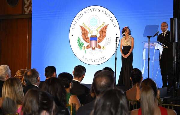 Destacan contribución de empresas estadounidenses y  nuevas oportunidades de negocios e inversiones - Economía - ABC Color