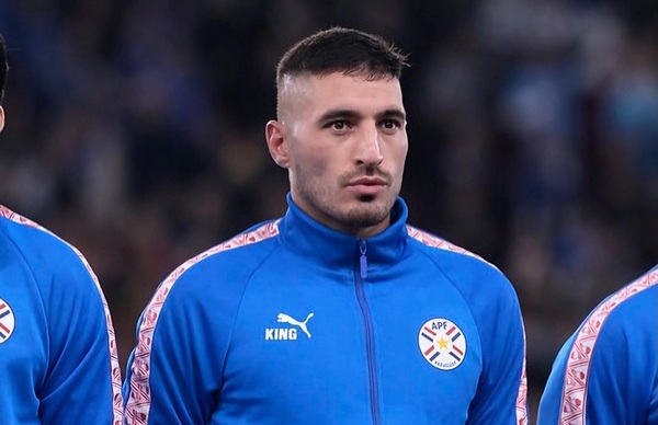 El emotivo mensaje de Gastón Olveira por su debut en la Albirroja: "El orgullo de llevar su escudo"