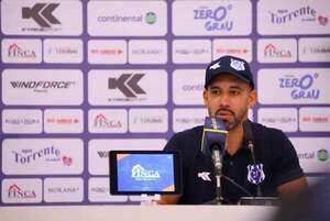 Eduardo Ledesma: “Siento que hoy sucedieron cosas raras” - 2 de Mayo - ABC Color