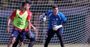 La Nación / Benítez y Balbuena están con molestias