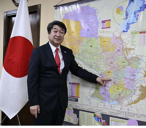 Armas nucleares, tecnología satelital y los 90 años de la migración japonesa en Paraguay, desde la perspectiva del embajador Katsumi  - Mundo - ABC Color