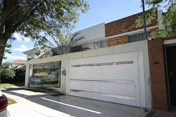 Gianina García ofreció fianza y uso de tobillera electrónica a cambio de arresto domiciliario - Nacionales - ABC Color