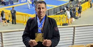 Paraguay en lo más alto: Sergio Villasanti es campeón panamericano de Jiu Jitsu