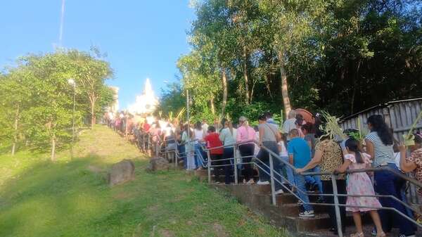 Inicio de la Semana Santa: obispo del Chaco denuncia matufias en poderes del Estado y pide un país más justo   - Noticias del Chaco - ABC Color