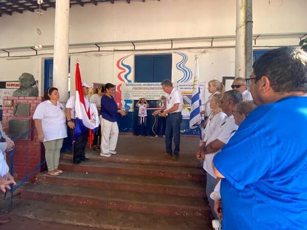 Essap: tras varios reclamos, reparan cloaca colapsada en escuela de Trinidad - Nacionales - ABC Color