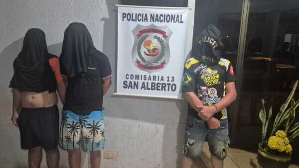 Tres detenidos por exhibir armas en estado etílico a transeúntes