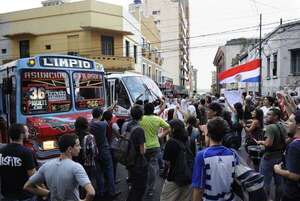 Yolanda arremete contra gobierno de Peña y dice que “nadie le respeta” - Política - ABC Color