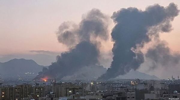 Ataque contra el sistema eléctrico causa apagón en Teherán