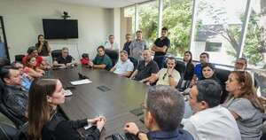 Diario HOY | Autoridades y empresarios logran acuerdo: buses volverán a las calles este lunes