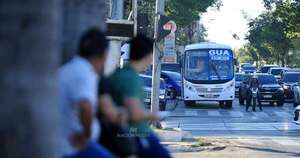 La Nación / Legisladores critican actitud chantajista de transportistas