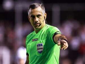 Carlos Paul, ausente en la fecha 14, tras arbitraje cuestionado en el Olimpia-2 de Mayo  - Fútbol - ABC Color