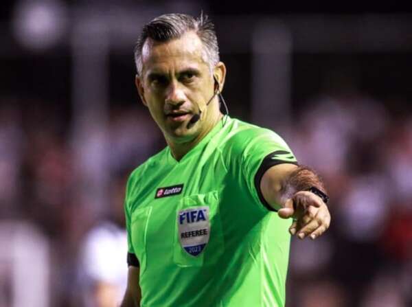 Carlos Paul, ausente en la fecha 14, tras arbitraje cuestionado en el Olimpia-2 de Mayo  - Fútbol - ABC Color