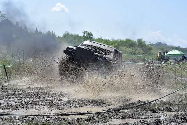 4x4 Off-Road/Club Cateura-2ª fecha: Pura adrenalina e intenso calor en Limpio - ABC Motor - ABC Color