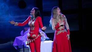 Se vienen al país, dos malvadas de Betty la Fea ¡chan!