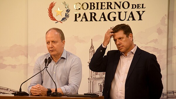 Javier Giménez encabeza ranking de los ministros con más viáticos