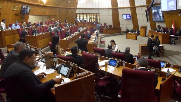 Diputados acumulan pedidos de desafuero desde hace varios años