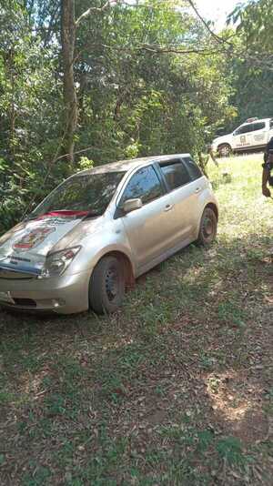 Recuperan en Barrio Chaipe automóvil denunciado como hurtado en Misiones