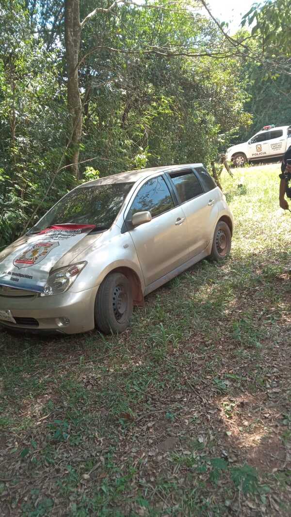 Recuperan en Barrio Chaipe automóvil denunciado como hurtado en Misiones