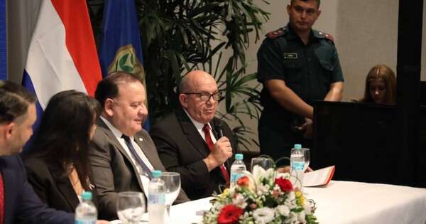 La Nación / Defensa Nacional participó en foro sobre desarme