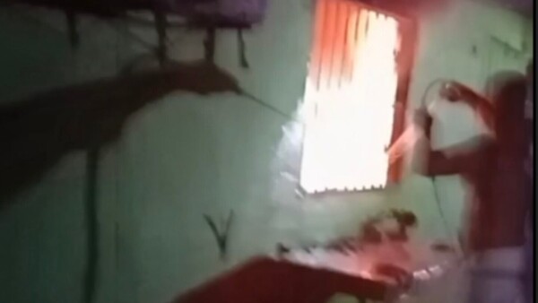 Quemó la casa de una mujer por no aceptar una relación con él