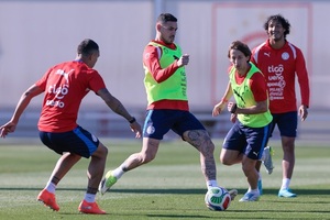 La Albirroja cierra preparación en Atenas para medir a Marruecos en Francia | Unicanal