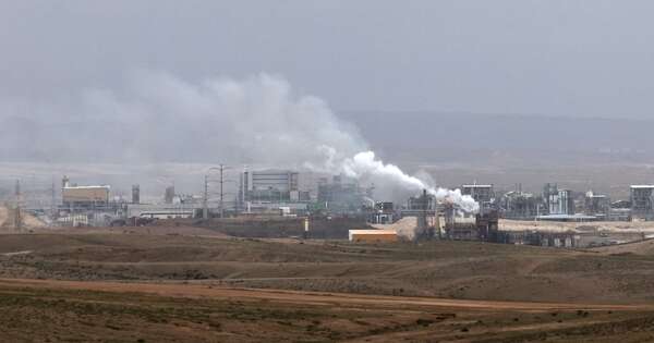 La Nación / España decide cerrar su espacio aéreo a aviones de EE. UU. implicados en la guerra