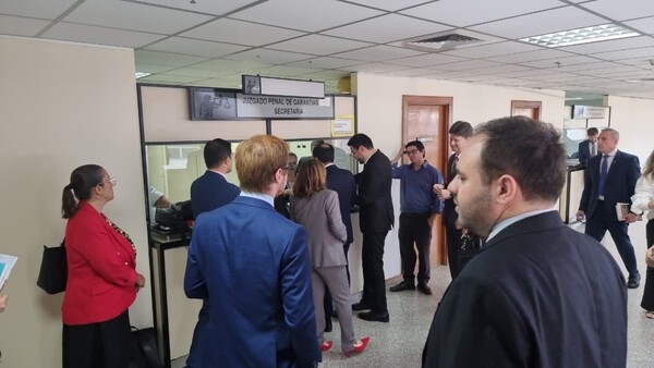 Por superposición de audiencias, juez suspende preliminar de juez de Paz de Recoleta