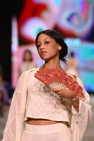 Artesanía paraguaya se posiciona en el Costa Rica Fashion Week