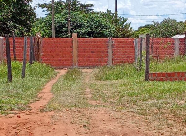 Denuncian que veinte familias quedan sin salida tras cierre de calle en Yby Yaú - Concepción al Día